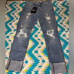 Brand New with tags Levi Premium 721 High-Rise Skinny Jeans